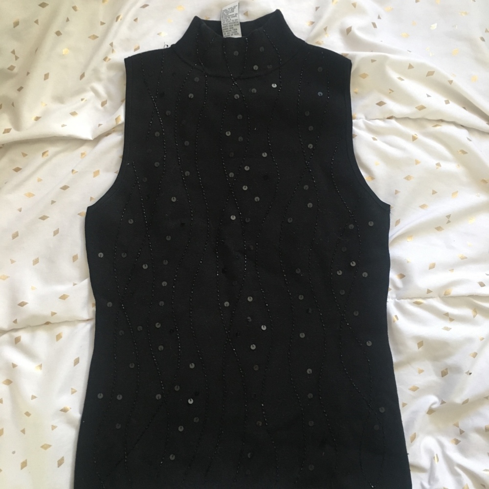 COPY - Jeffrey and Dara by Tom Barra Turtleneck w Sequins - Picture 3 of 7